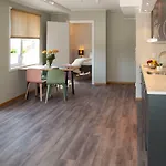 Maya - Kasjotten, Skjetten Apartment *