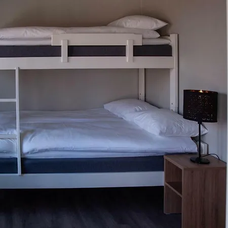 Maya - Kasjotten, Skjetten * 利勒斯特罗姆